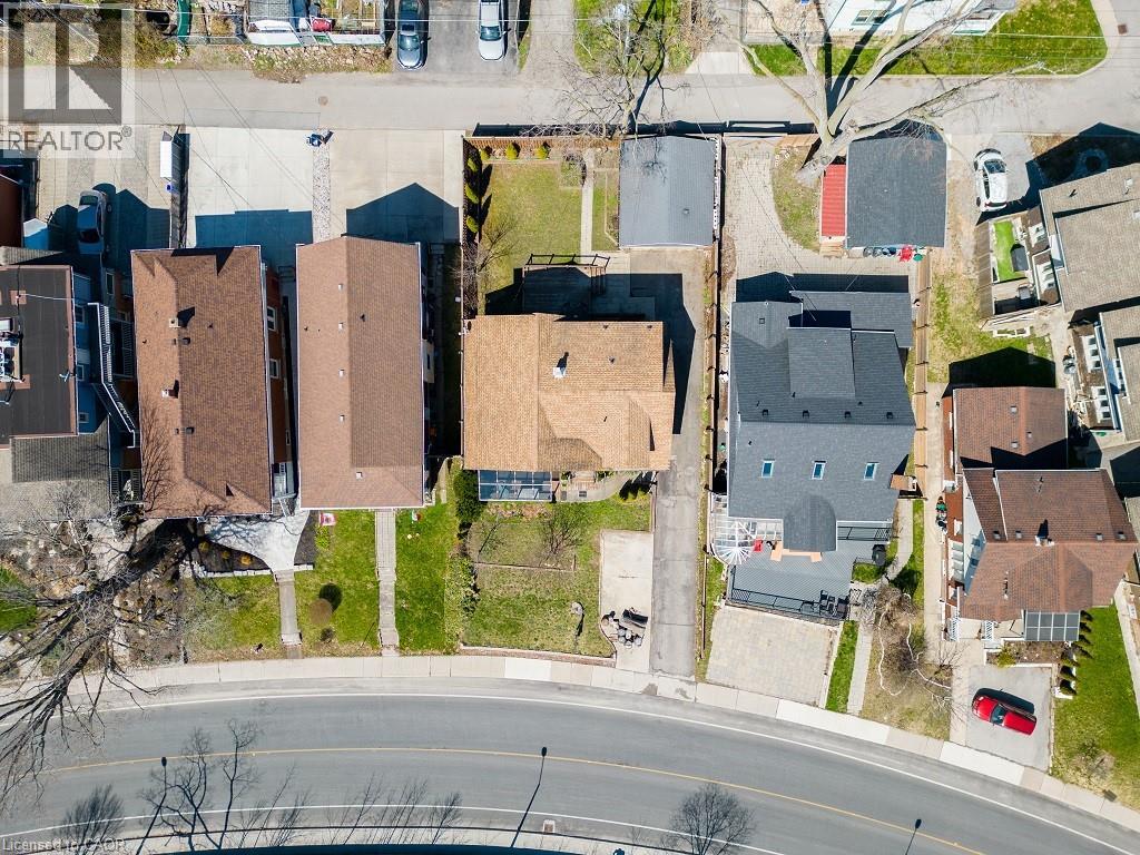 Photo 3 of 5207 River Road, Niagara Falls ON