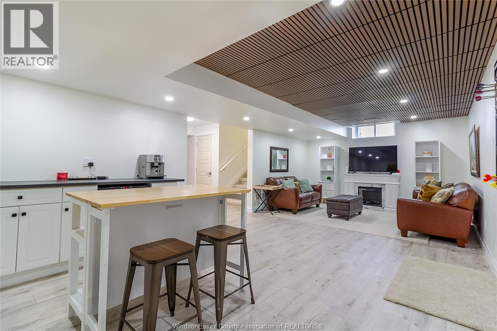 Photo 5 of 1866 Queens Valley Drive, Kingsville ON