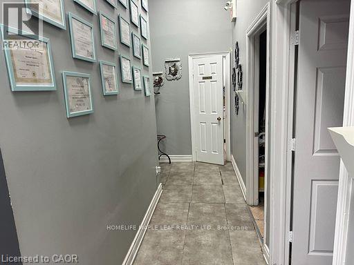 Photo 22 of 60 Dundas Street E Unit 8, Mississauga ON