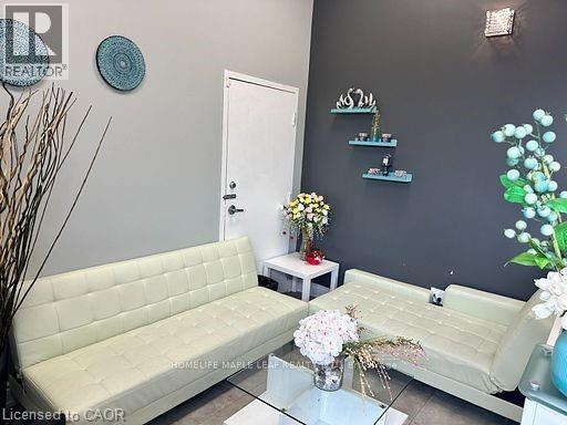 Photo 1 of 60 Dundas Street E Unit 8, Mississauga ON