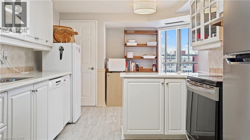 Photo 18 of 265 Westcourt Place Unit 705, Waterloo ON