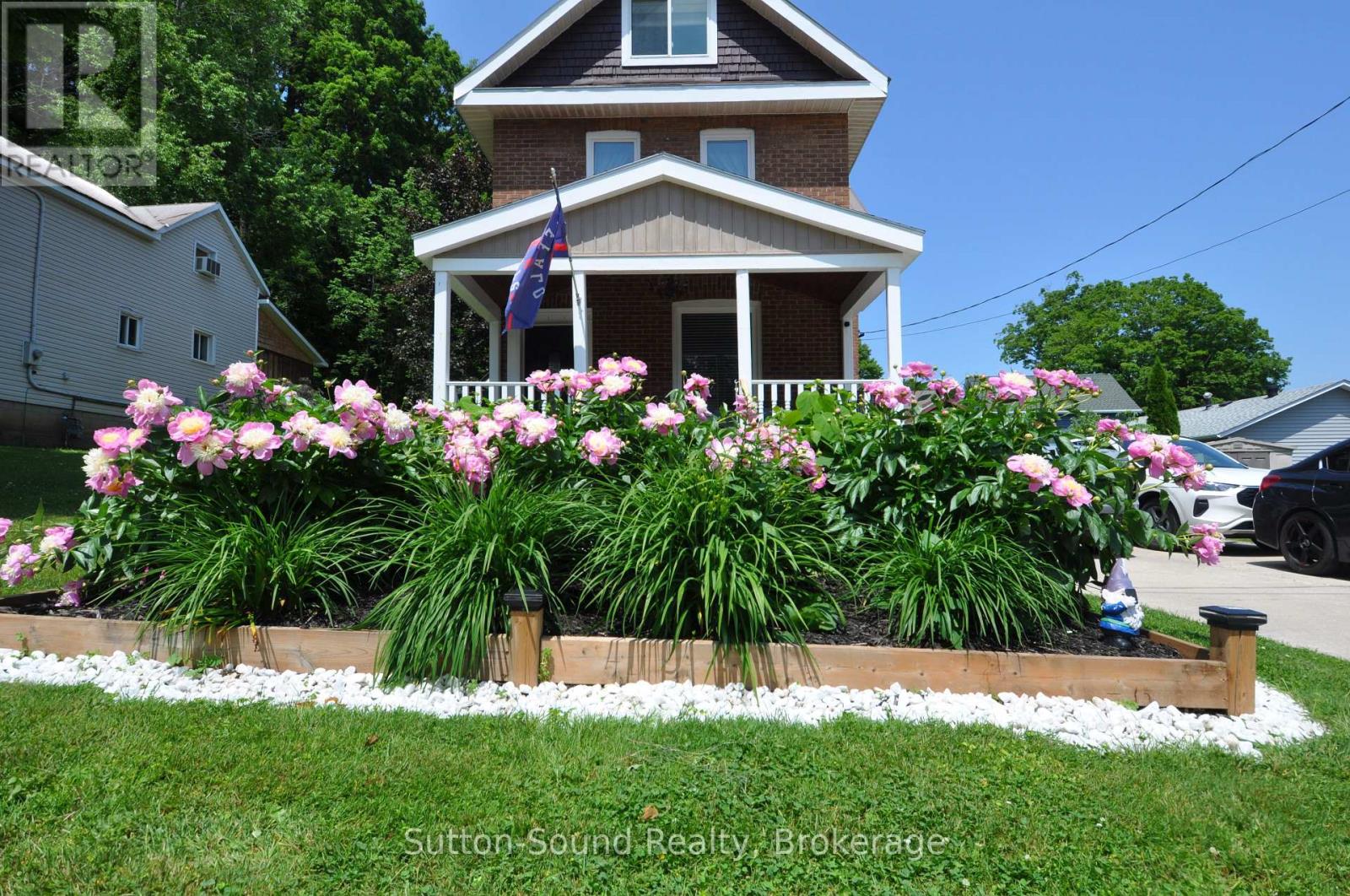 Photo 1 of 534 17th Street W, Owen Sound ON