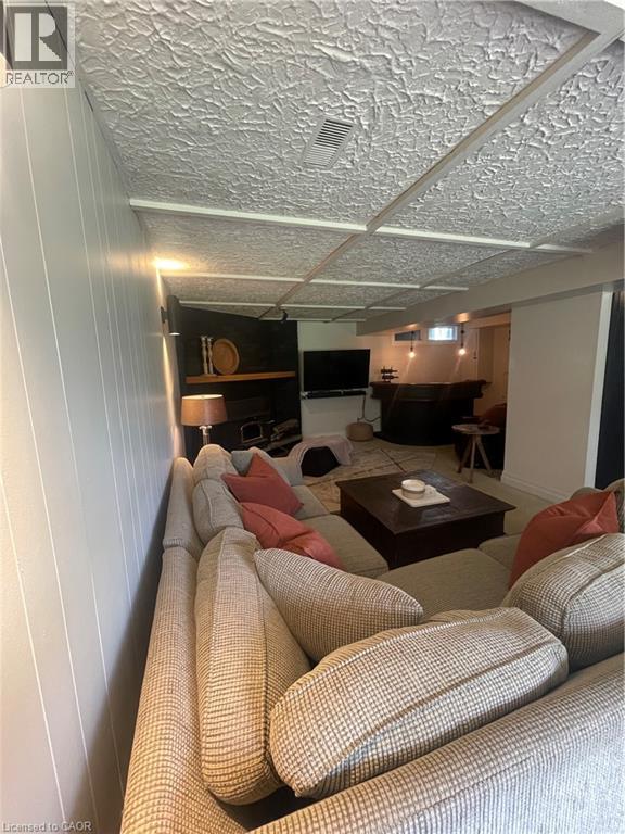 Photo 36 of 99 Mcbay Road, Brantford ON