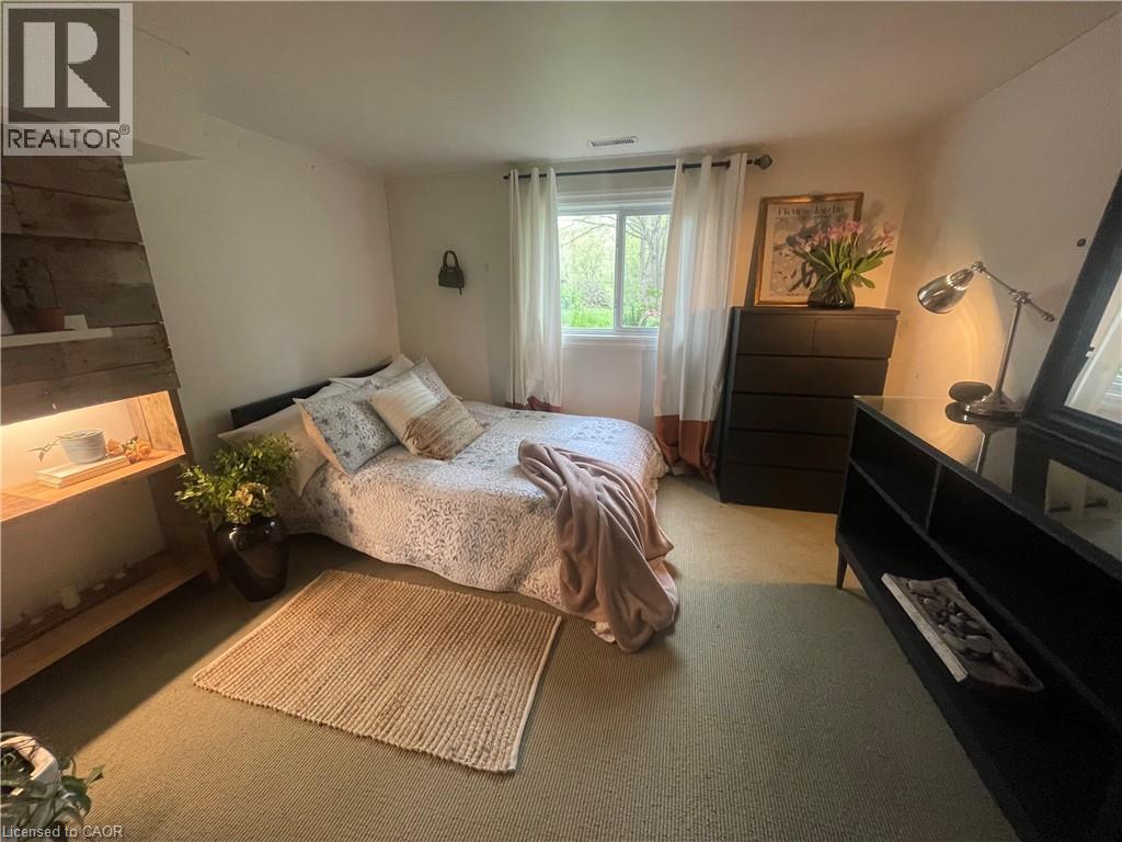 Photo 34 of 99 Mcbay Road, Brantford ON
