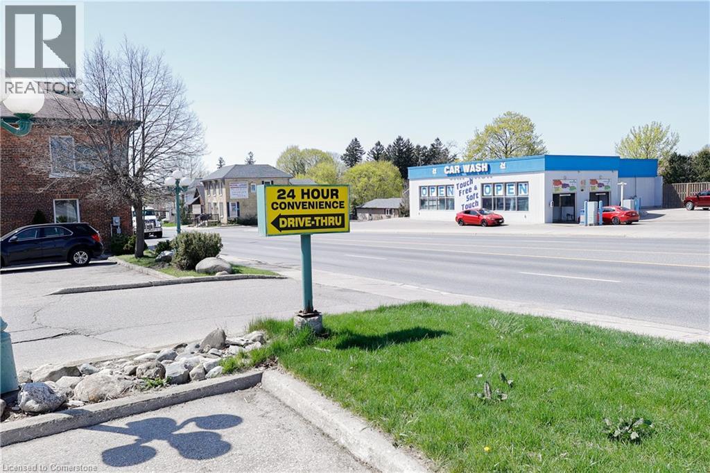 Photo 5 of 780 Dundas Street, Woodstock ON