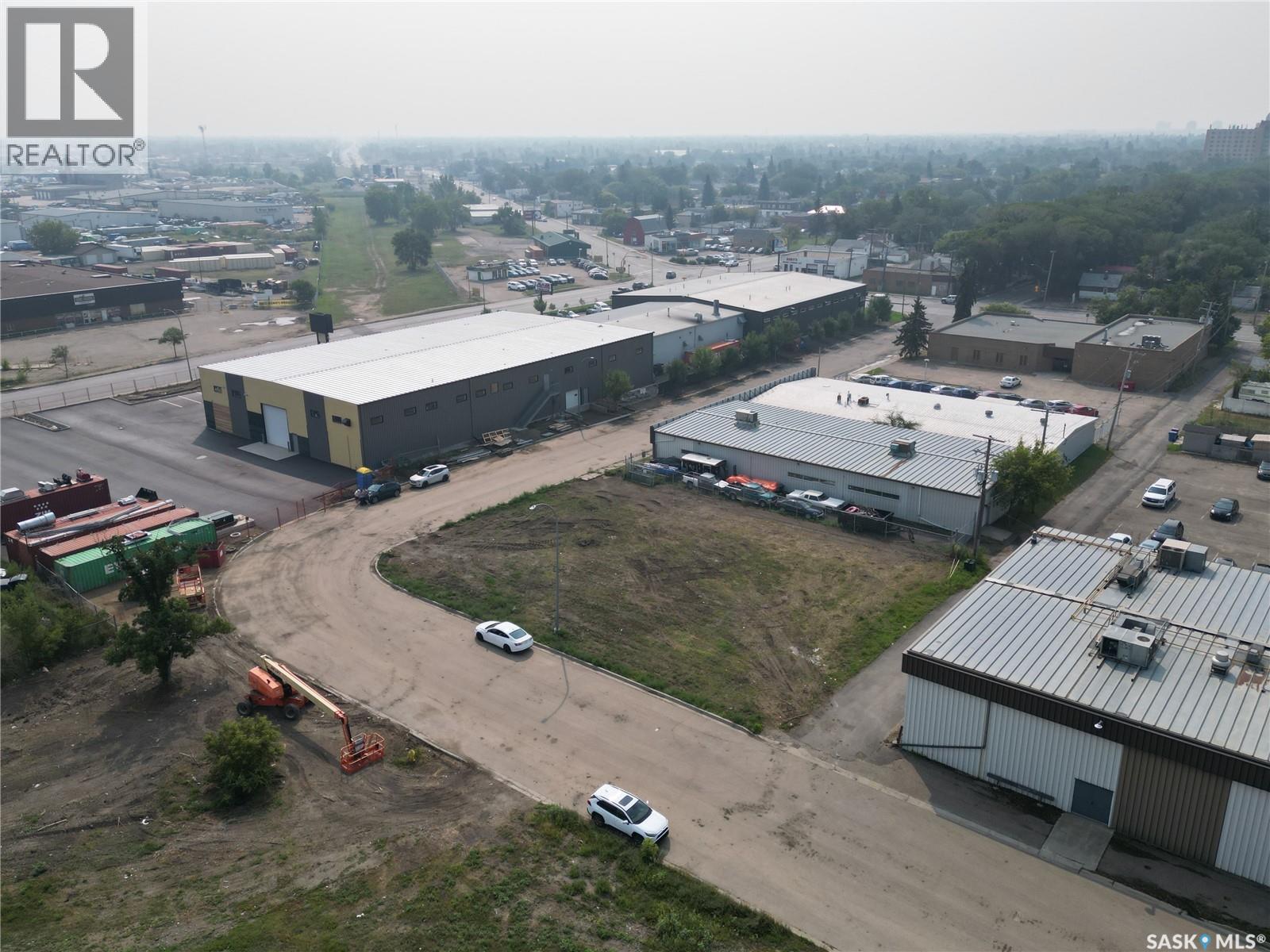 Photo 2 of 1614 Quebec Street, Regina SK