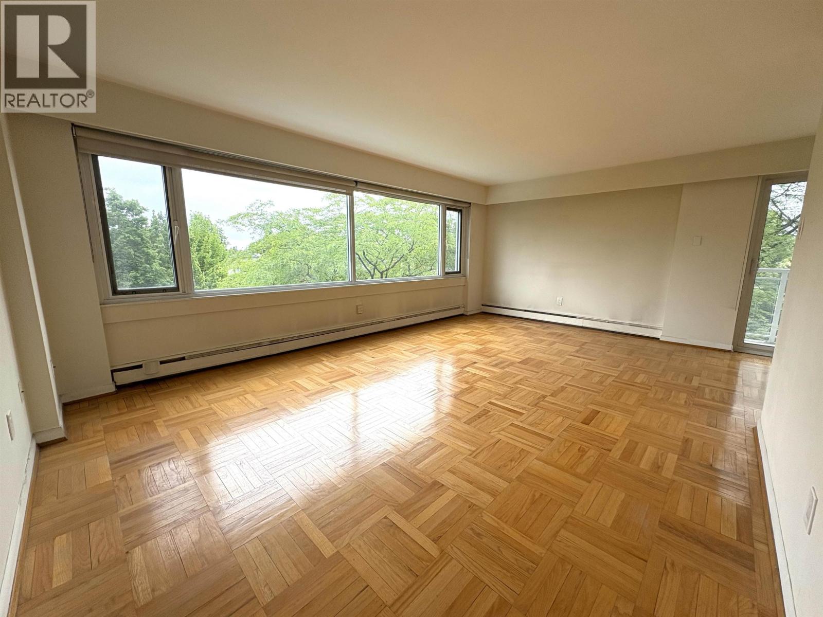 305 6076 TISDALL STREET, Vancouver