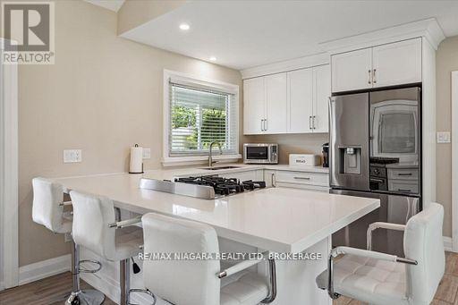 Photo 11 of 18 Rosemount Avenue, Port Colborne ON