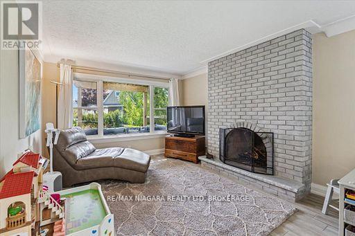 Photo 18 of 18 Rosemount Avenue, Port Colborne ON