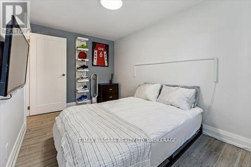 Photo 26 of 18 Rosemount Avenue, Port Colborne ON