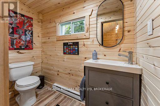 Photo 35 of 18 Rosemount Avenue, Port Colborne ON