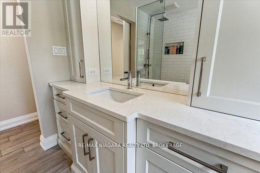 Photo 30 of 18 Rosemount Avenue, Port Colborne ON