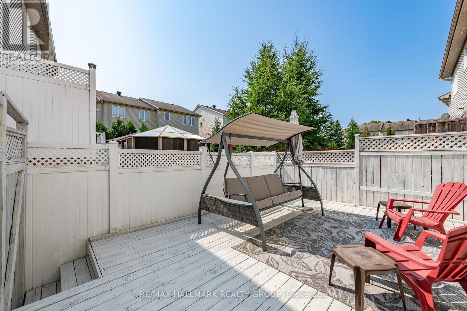 Photo 7 of 261 Parkrose Private, Ottawa ON