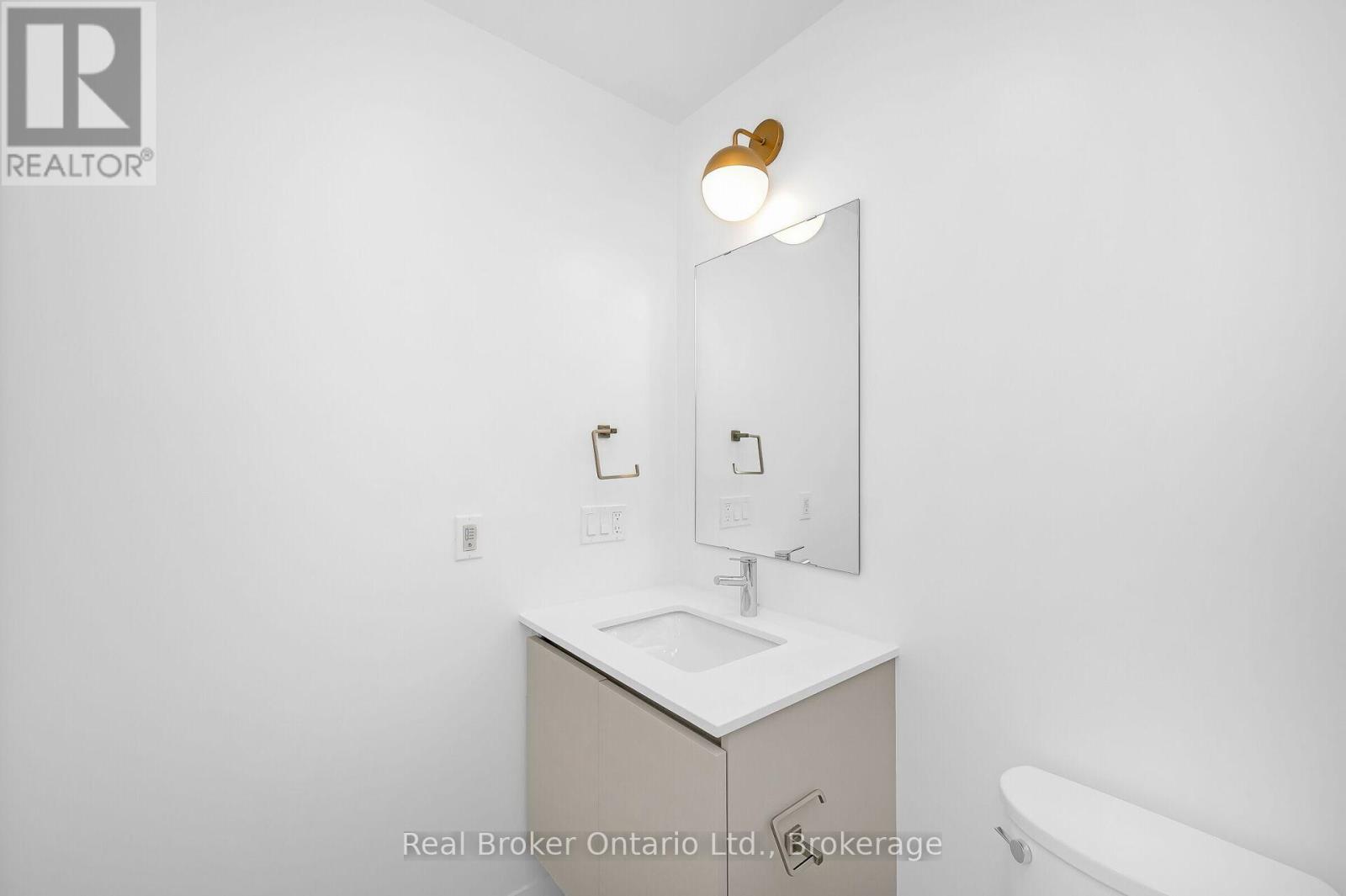 Photo 11 of 718 395 Dundas Street, Oakville ON
