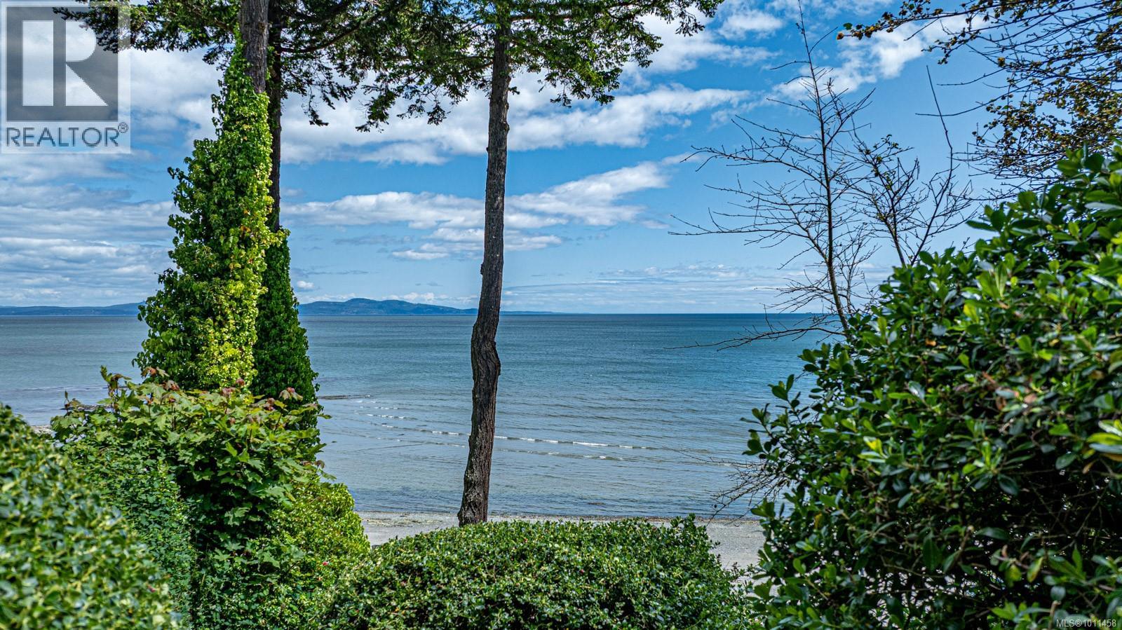 Photo 23 of 5267 Parker Ave, Saanich BC