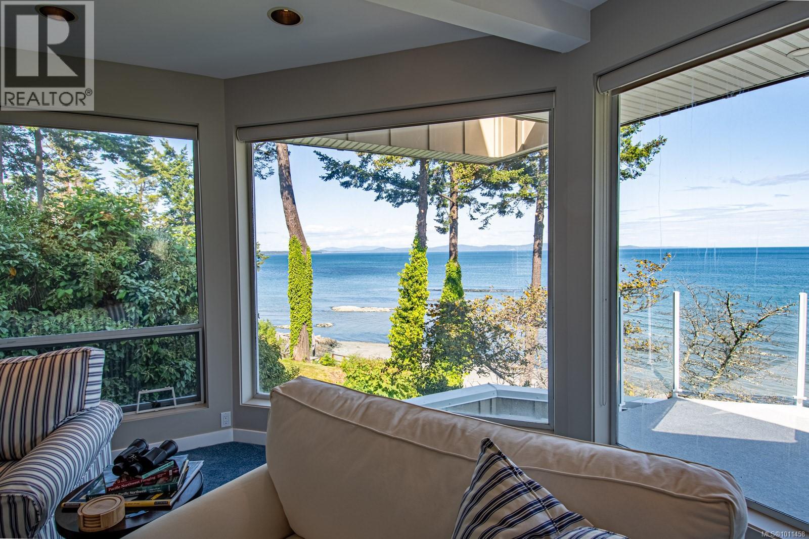 Photo 48 of 5267 Parker Ave, Saanich BC