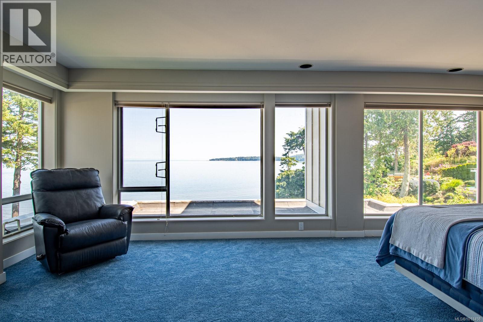 Photo 61 of 5267 Parker Ave, Saanich BC