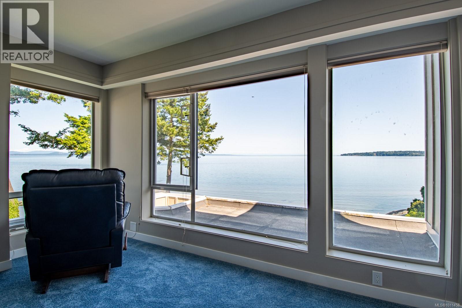 Photo 62 of 5267 Parker Ave, Saanich BC