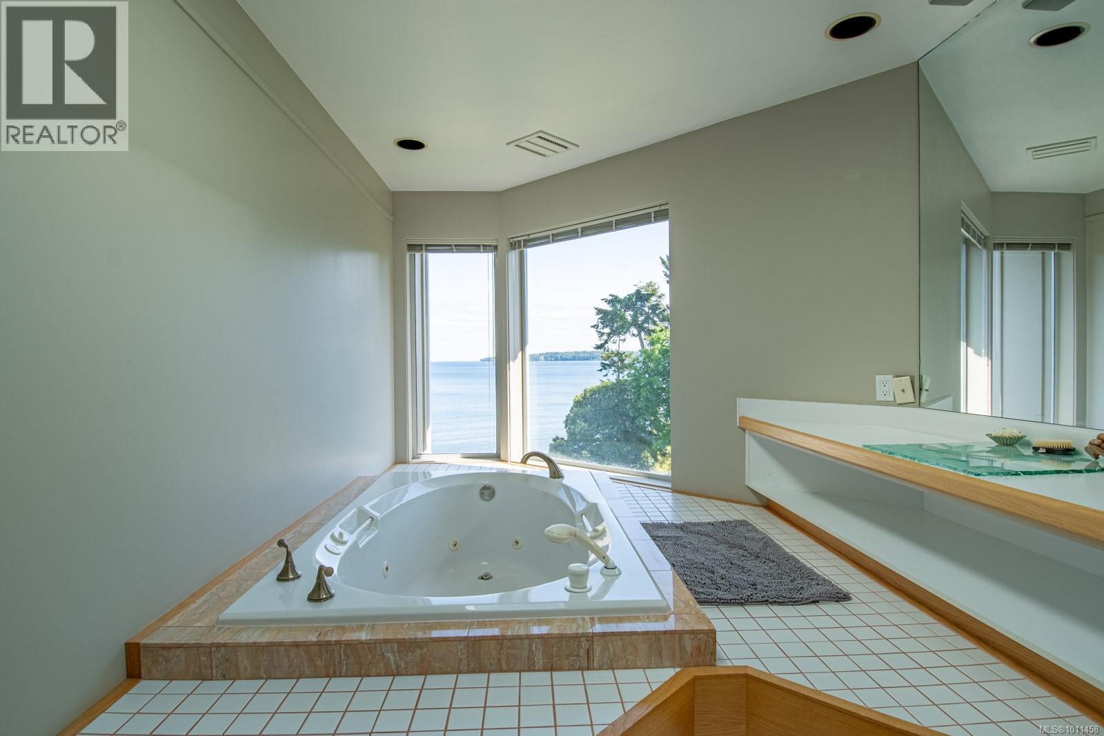 Photo 68 of 5267 Parker Ave, Saanich BC