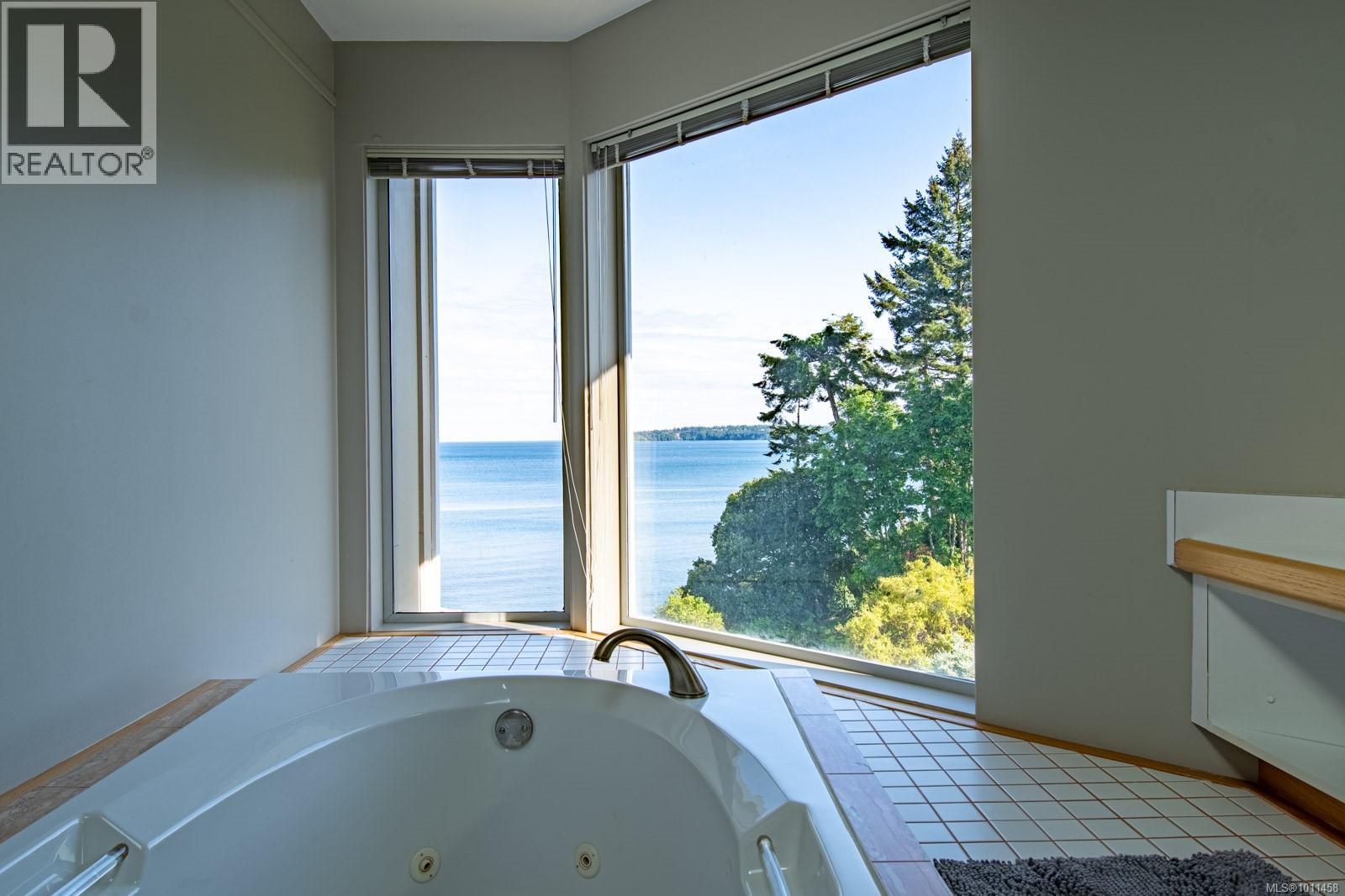 Photo 71 of 5267 Parker Ave, Saanich BC