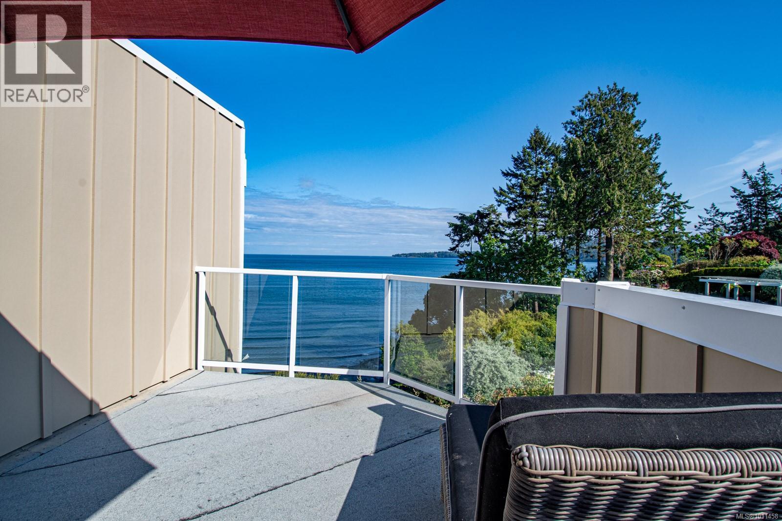 Photo 72 of 5267 Parker Ave, Saanich BC