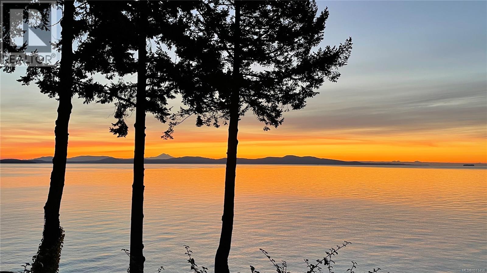 Photo 86 of 5267 Parker Ave, Saanich BC