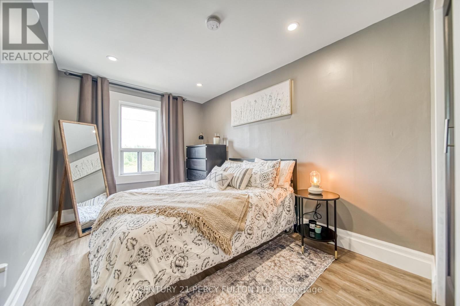 Photo 41 of 180 Bruce Street, Oshawa ON