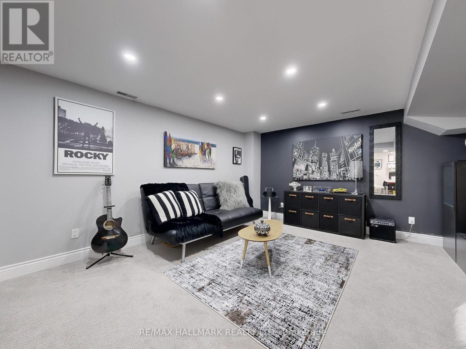 Photo 29 of 30 Larwood Boulevard, Toronto ON