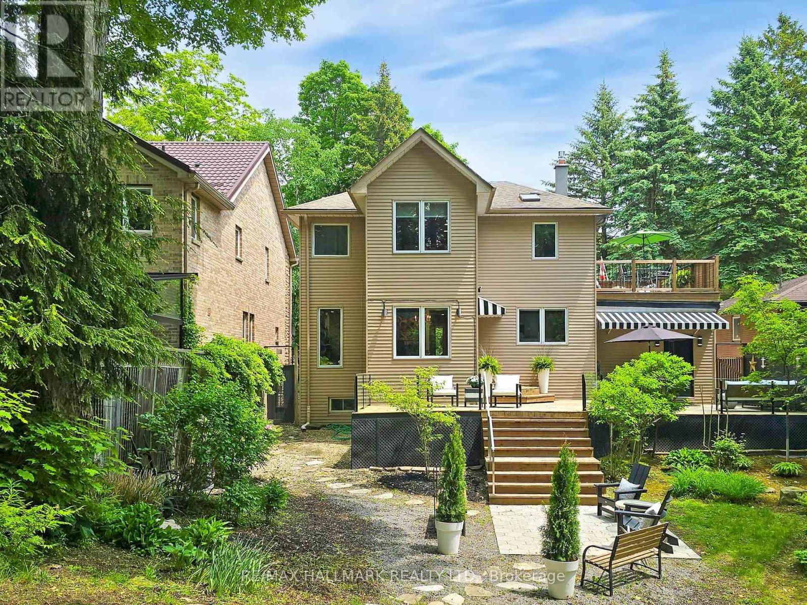 Photo 30 of 30 Larwood Boulevard, Toronto ON
