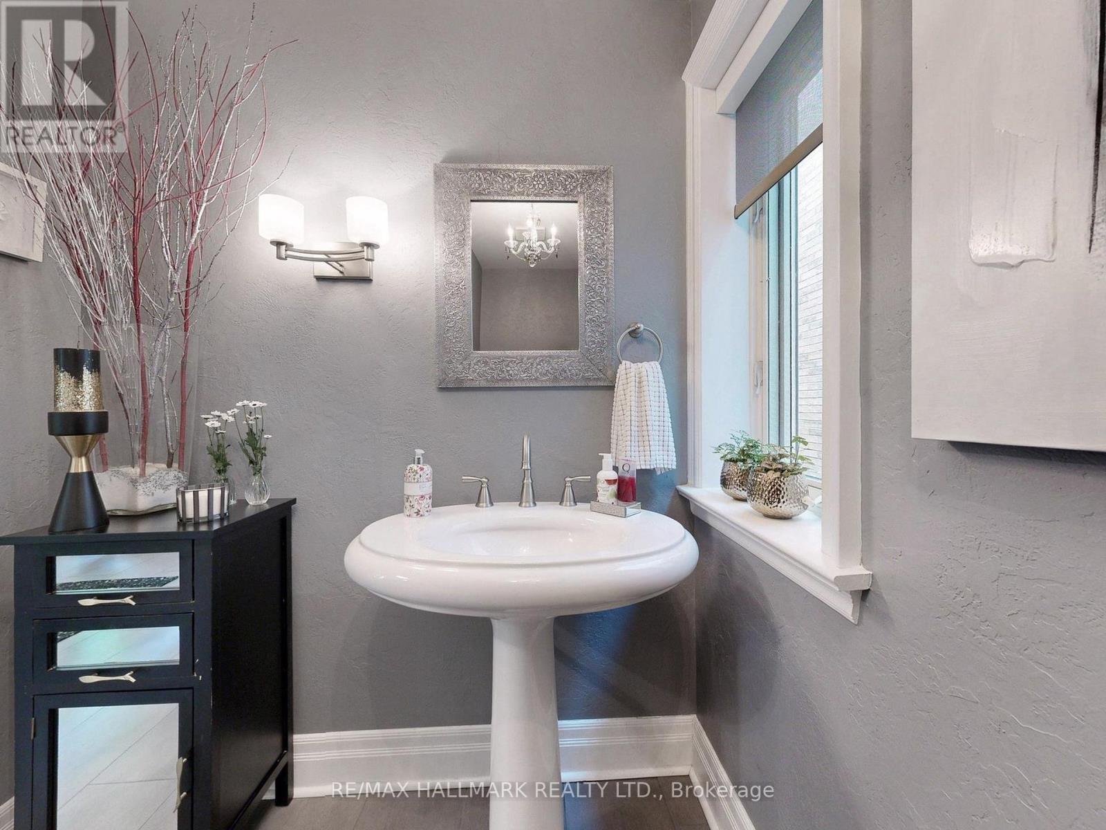 Photo 48 of 30 Larwood Boulevard, Toronto ON