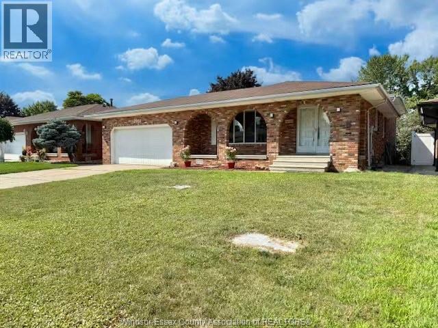 Photo 41 of 2951 St Clair Avenue, Windsor ON