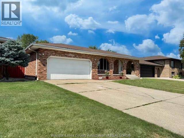 Photo 1 of 2951 St Clair Avenue, Windsor ON