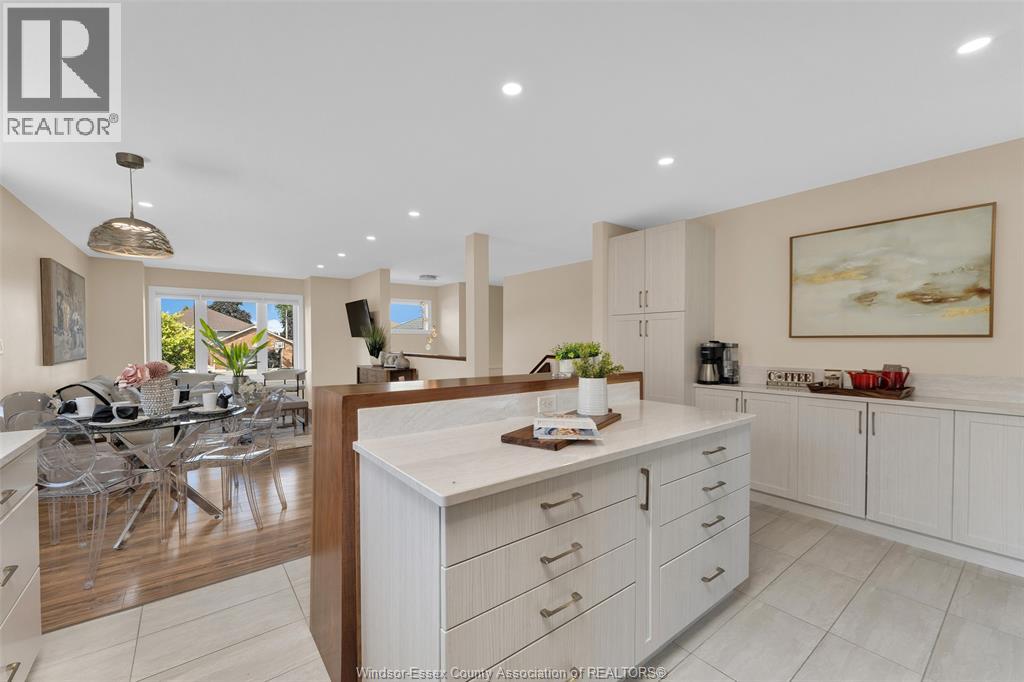 Photo 14 of 300 Jolly Avenue, Lasalle ON