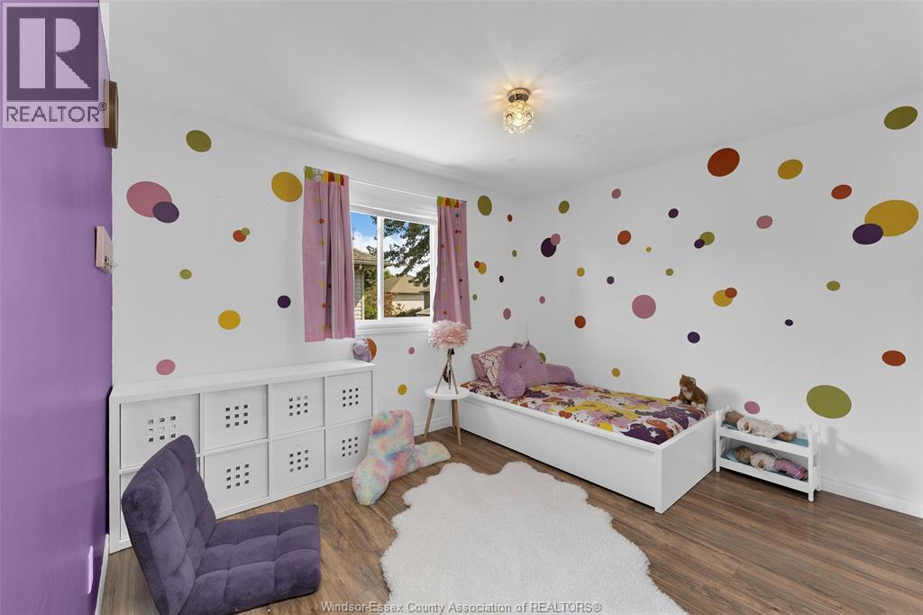 Photo 19 of 300 Jolly Avenue, Lasalle ON