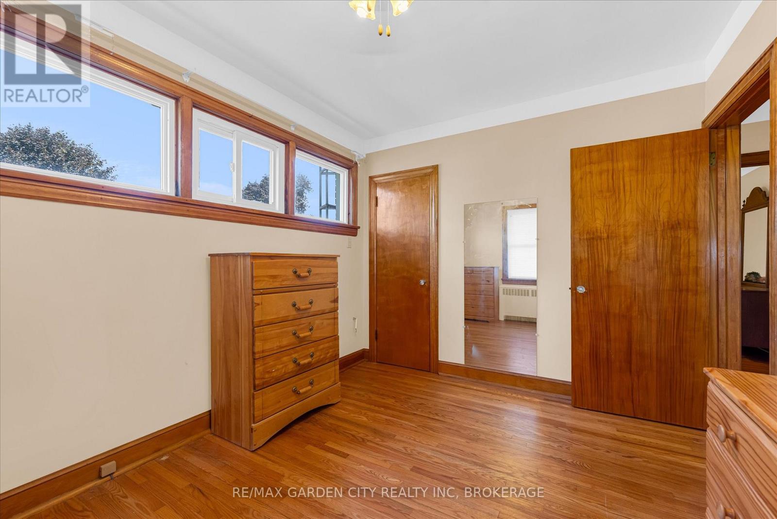 Photo 29 of 605 Bunting Road, St Catharines ON