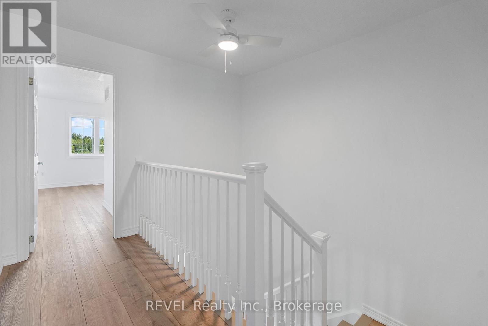 Photo 5 of 4 Keith Crescent, Niagaraonthelake ON