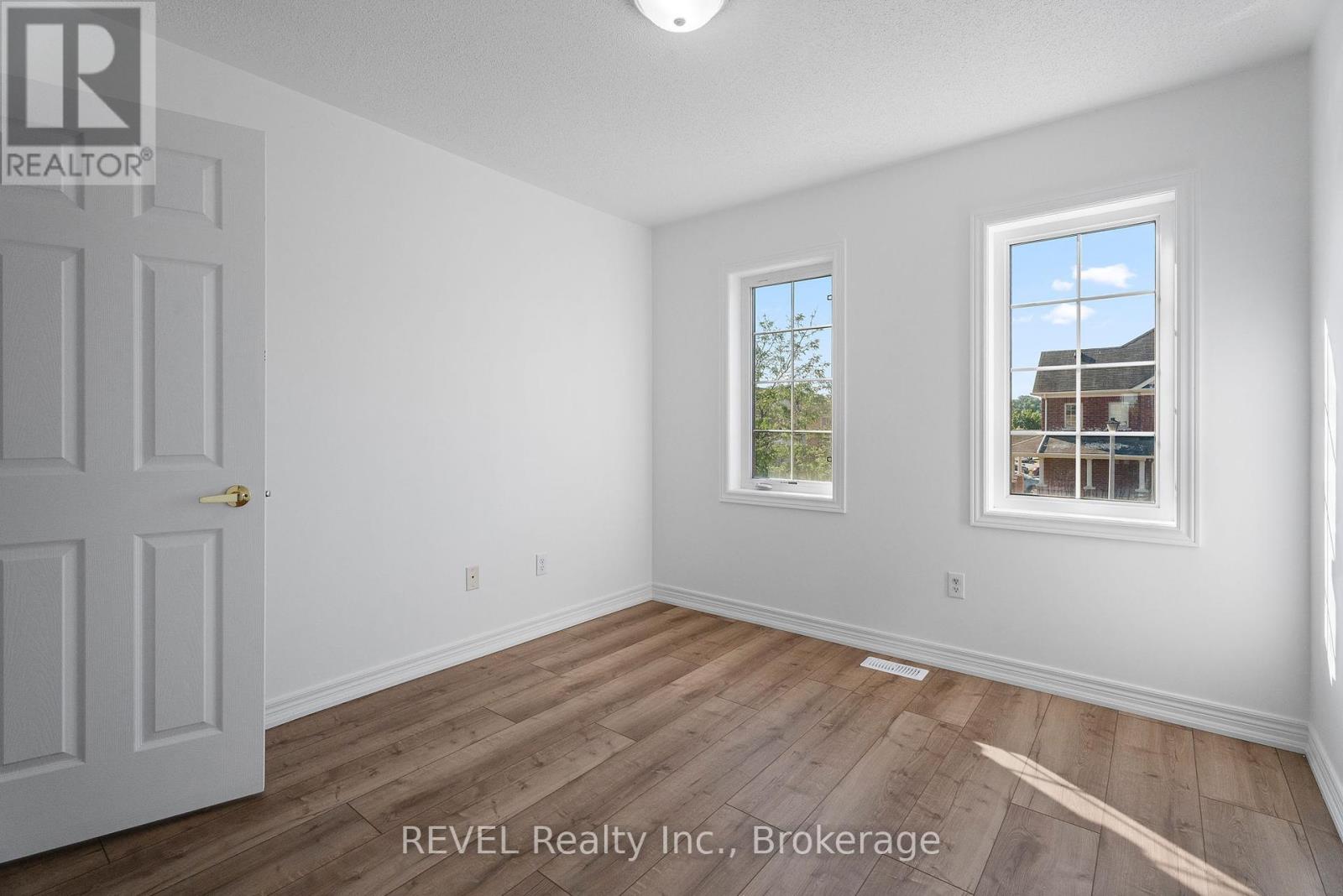Photo 14 of 4 Keith Crescent, Niagaraonthelake ON