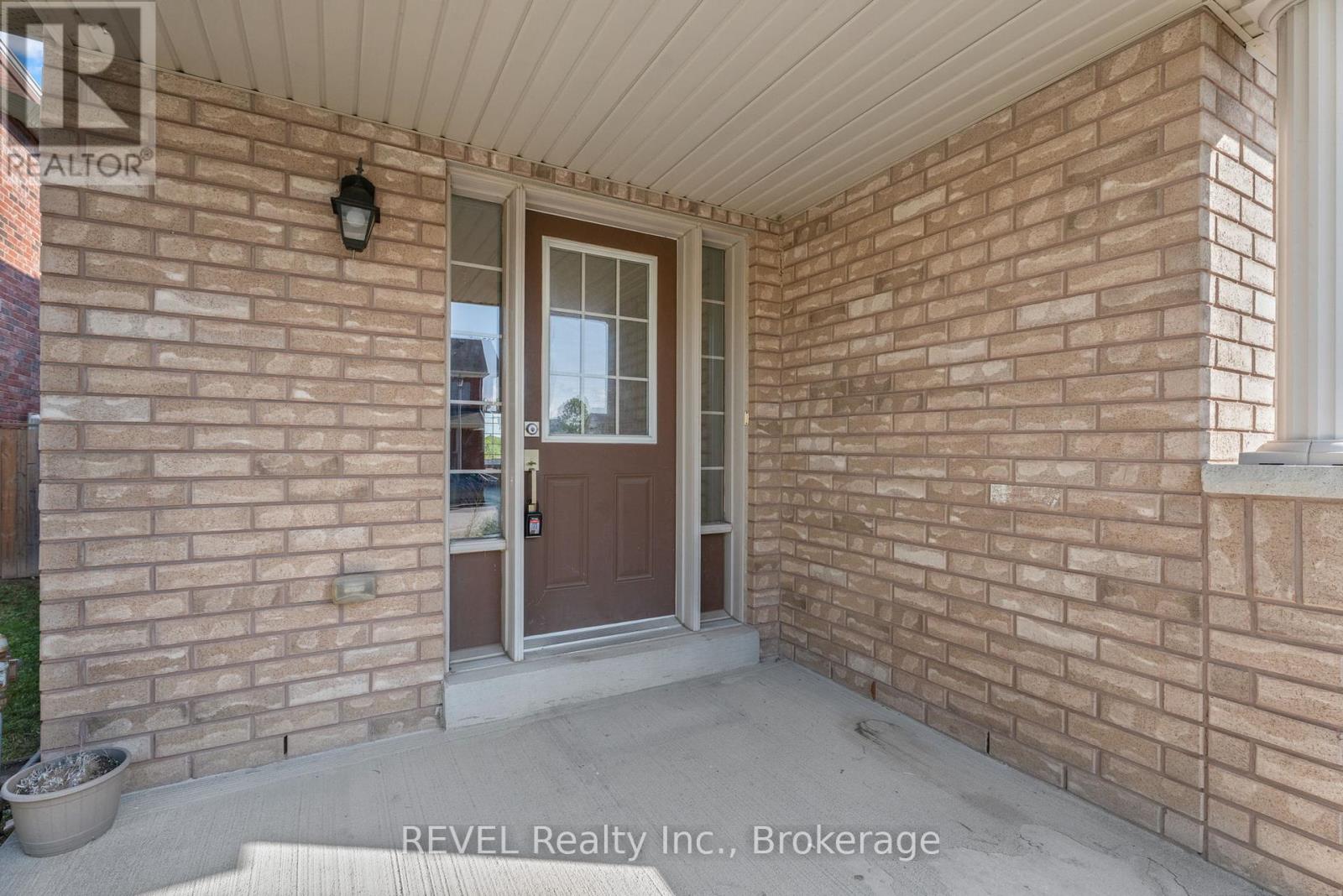 Photo 20 of 4 Keith Crescent, Niagaraonthelake ON