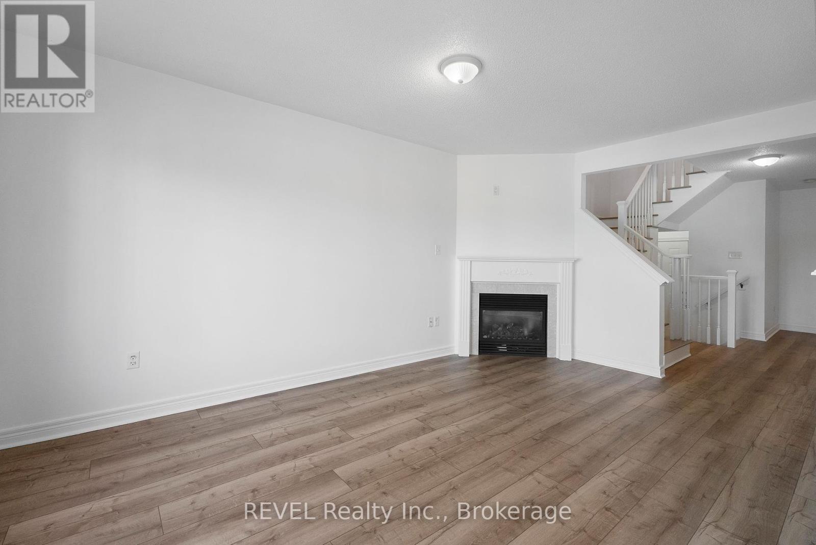 Photo 22 of 4 Keith Crescent, Niagaraonthelake ON