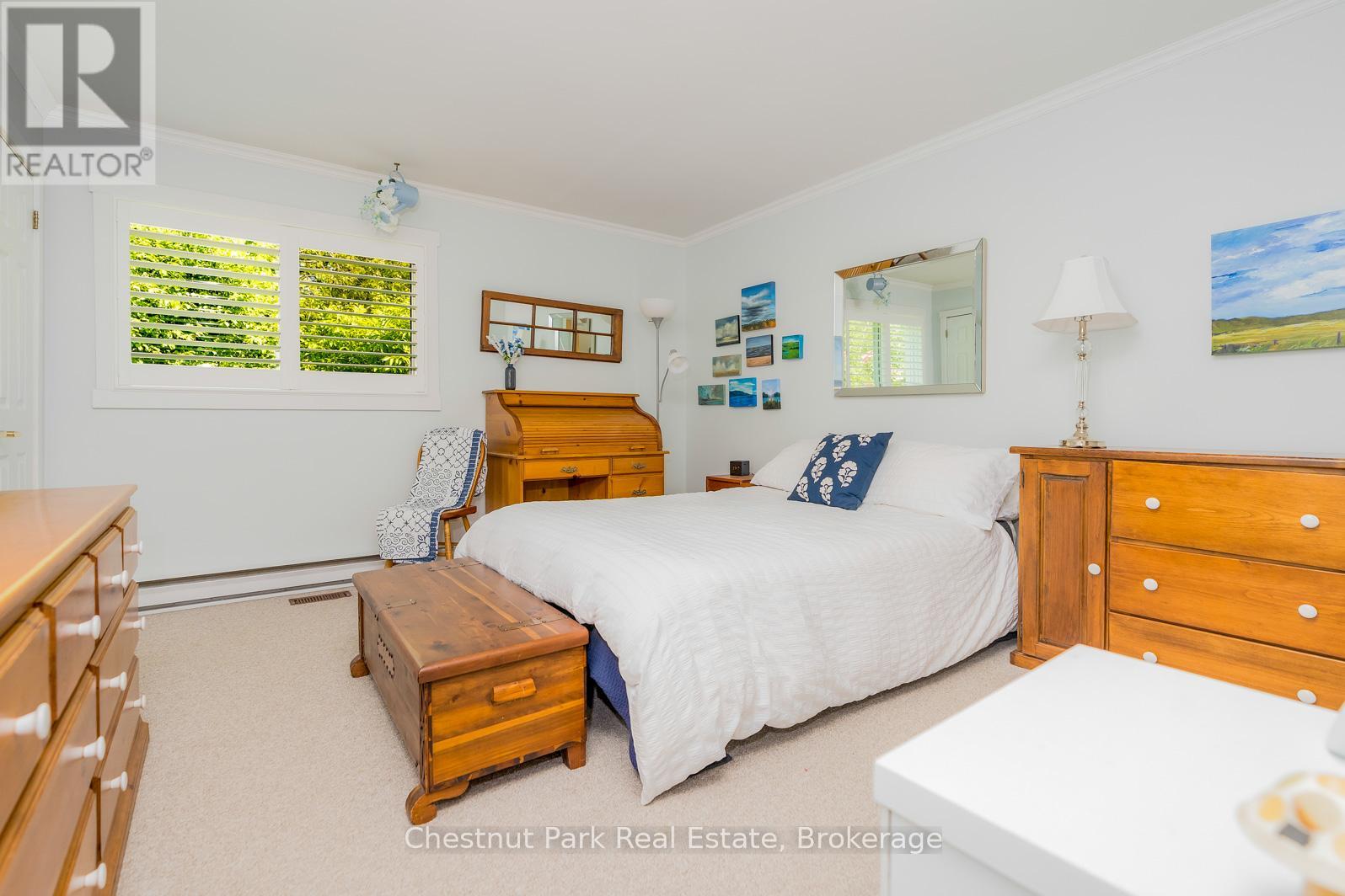 Photo 25 of 197 Escarpment Crescent, Collingwood ON