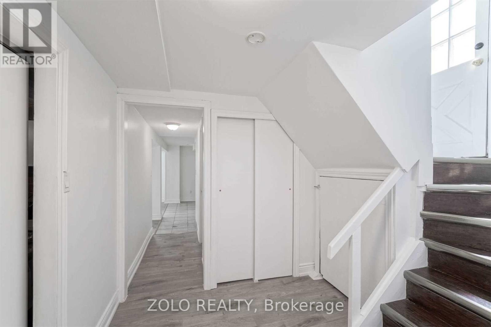Photo 20 of 525 Lynett Crescent, Richmond Hill ON