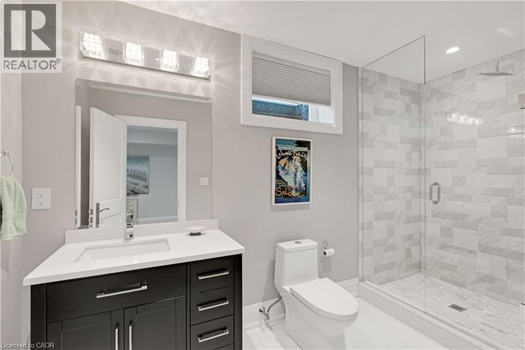 Photo 37 of 3471 Yale Road, Mississauga ON