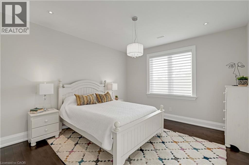 Photo 26 of 3471 Yale Road, Mississauga ON