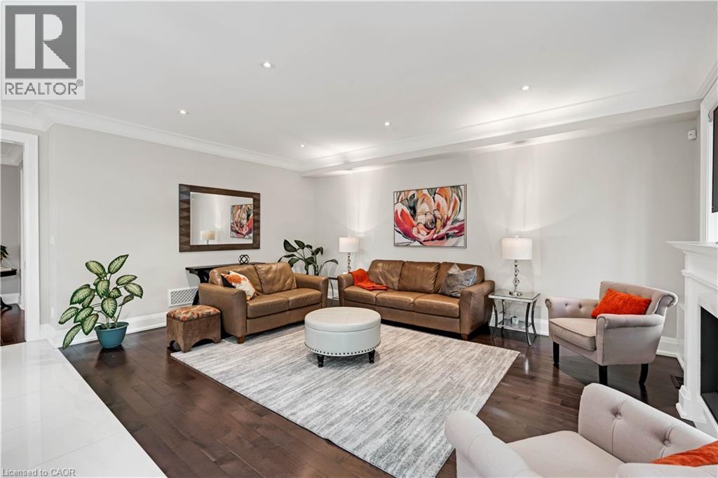 Photo 7 of 3471 Yale Road, Mississauga ON
