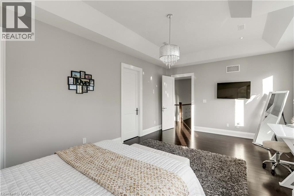 Photo 28 of 3471 Yale Road, Mississauga ON
