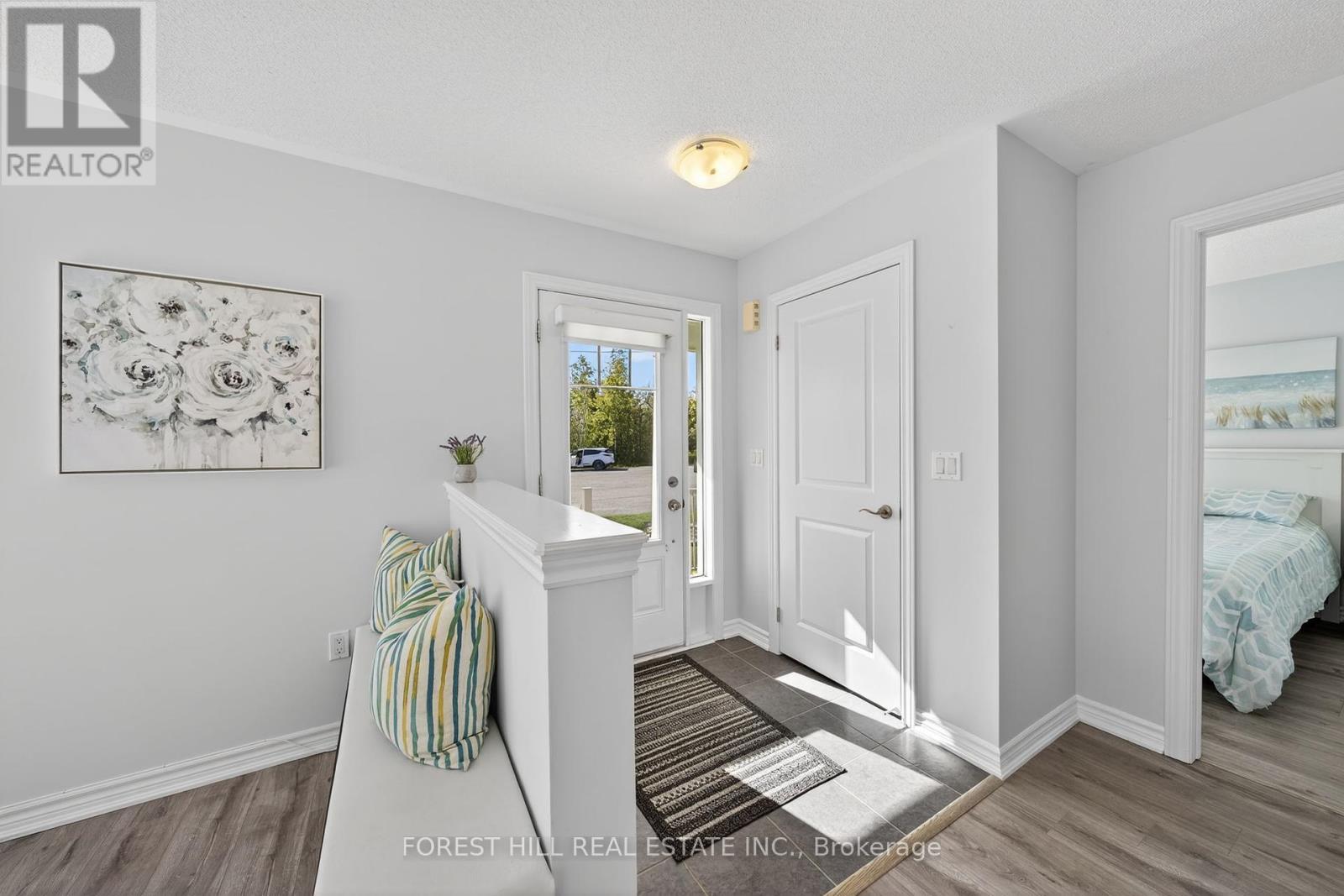 Photo 2 of 70 Robert Street S, Wasaga Beach ON