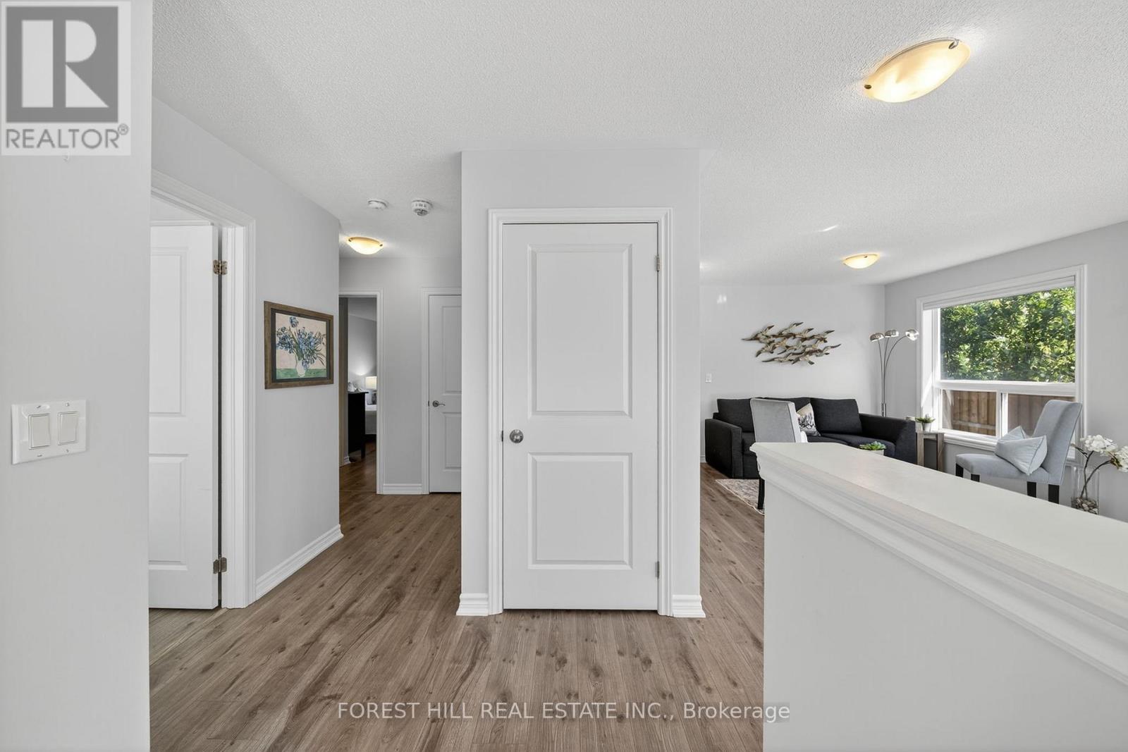 Photo 4 of 70 Robert Street S, Wasaga Beach ON