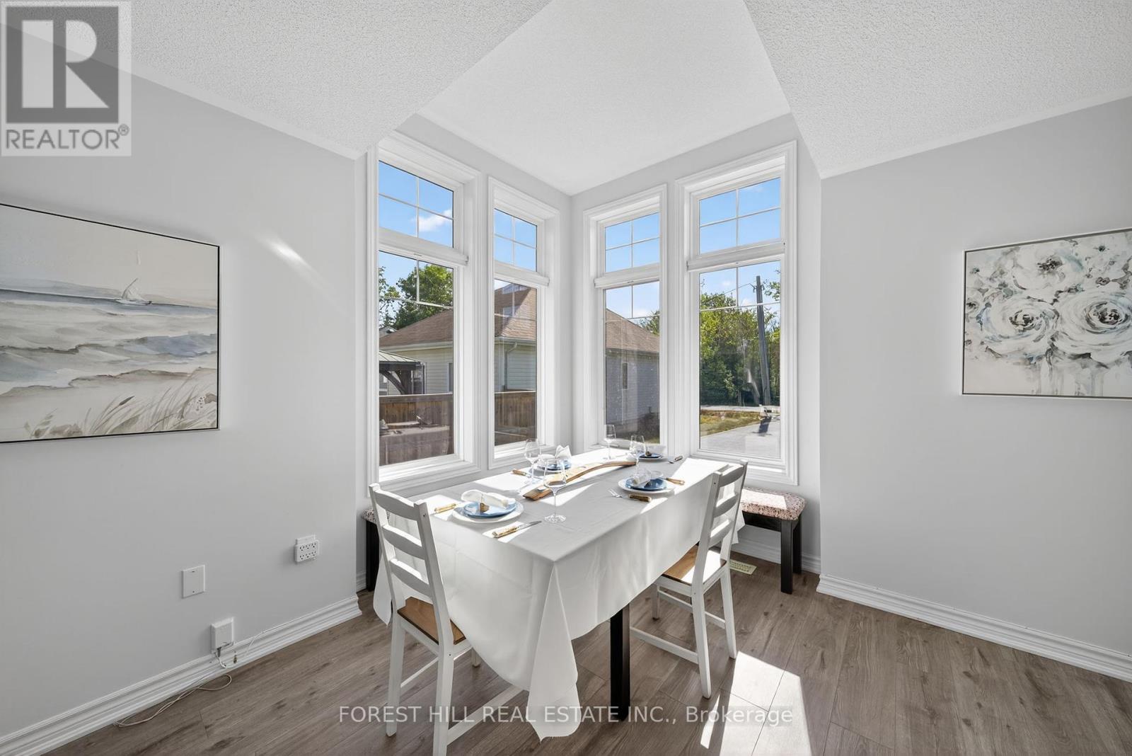 Photo 9 of 70 Robert Street S, Wasaga Beach ON