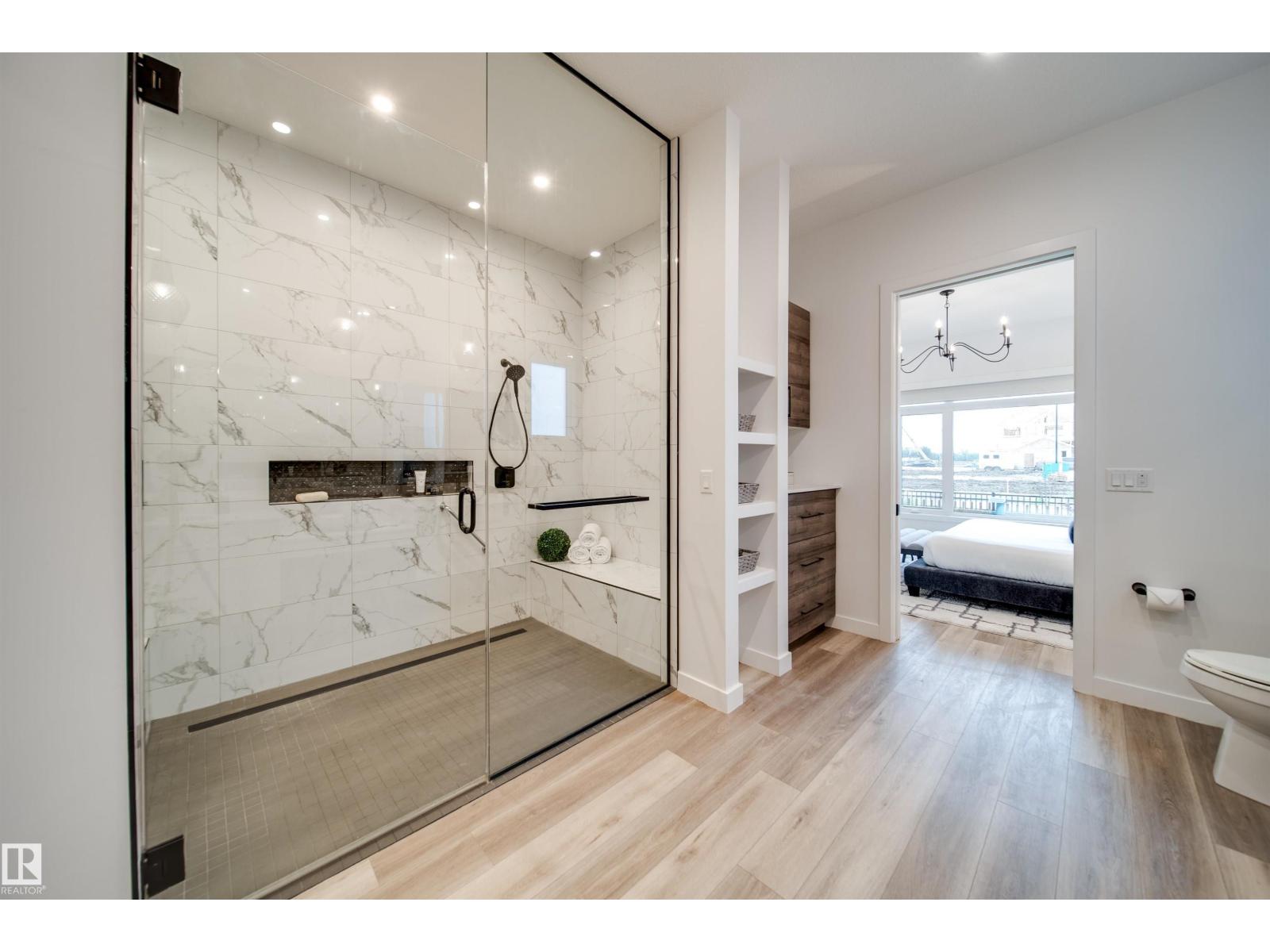 Photo 33 of 4832 Knight Cr Sw, Edmonton AB
