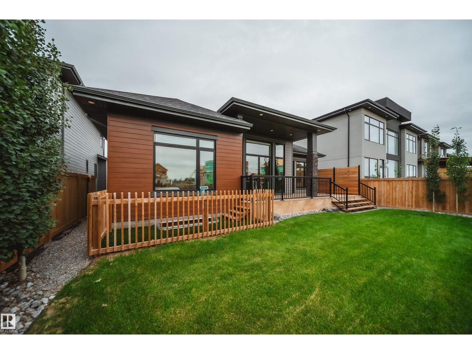 Photo 53 of 4832 Knight Cr Sw, Edmonton AB